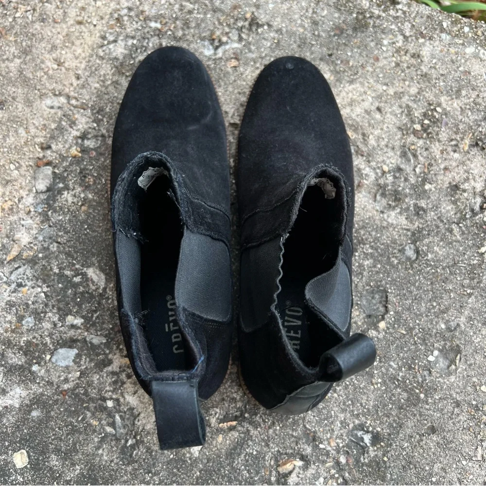 Crevo Denham Suede Chelsea Boots